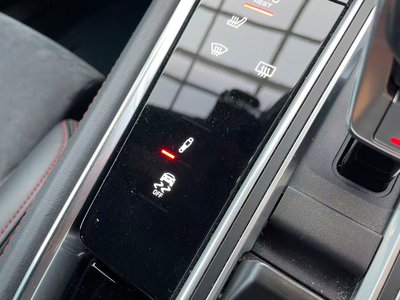 2020 Porsche PANAMERA 缩略图 38