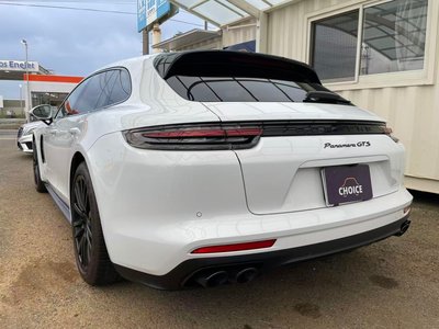 PORSCHE PANAMERA - 8