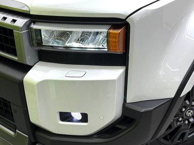 2024 Toyota LAND CRUISER 250 thumbnail 12