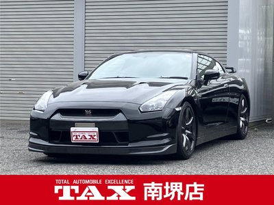 NISSAN GT-R