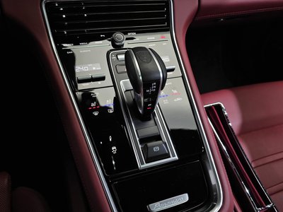 PORSCHE PANAMERA - 9