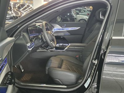 صورة مصغرة 11 لـ 2025 BMW 7 SERIES