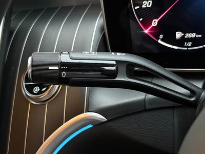 2024 Mercedes-BENZ GLC — миниатюра 49