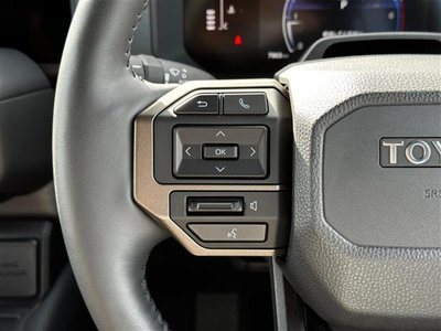 TOYOTA LAND CRUISER 250 - 8