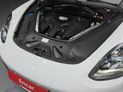 PORSCHE PANAMERA - 7