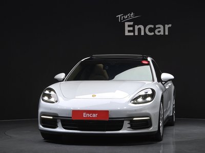 PORSCHE PANAMERA - 2