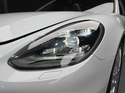 PORSCHE PANAMERA - 9