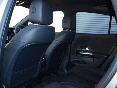 MERCEDES-BENZ EQA - 9