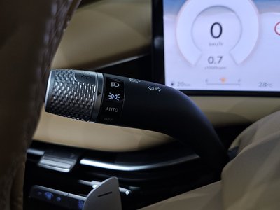 2025 Genesis G80 (RG3) — миниатюра 28