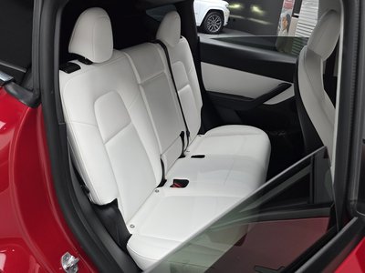 2022 Tesla MODEL Y — миниатюра 18