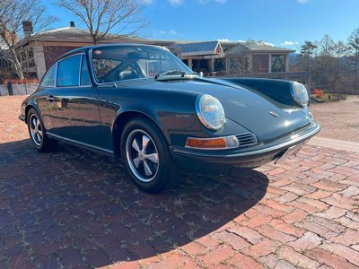 PORSCHE 911 - 9