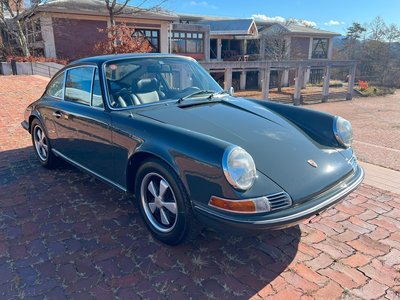 PORSCHE 911 - 8