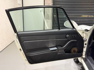 1994 Porsche 911 — миниатюра 28