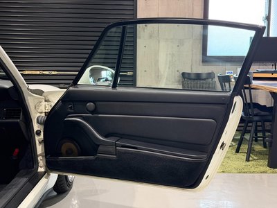 1994 Porsche 911 — миниатюра 29