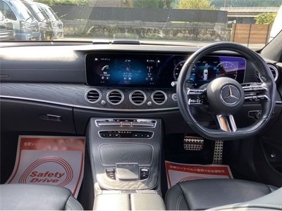 MERCEDES-BENZ E-CLASS - 2