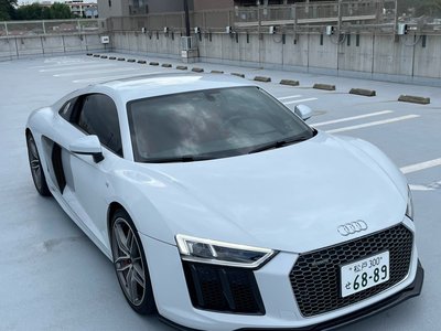 صورة 3 لـ 2017 AUDI R8