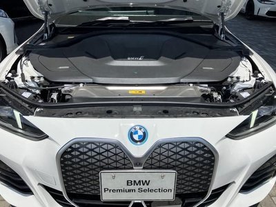 صورة 8 لـ 2025 BMW I4