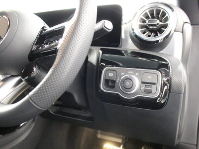 2025 Mercedes-BENZ A-CLASS 缩略图 51
