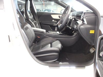 2025 Mercedes-BENZ A-CLASS 缩略图 48