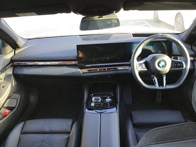 BMW 5 SERIES TOURING - 7