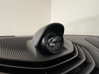 2026 Porsche TAYCAN thumbnail 23