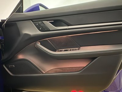 2026 Porsche TAYCAN thumbnail 32