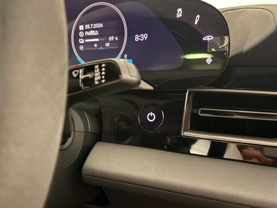 2026 Porsche TAYCAN thumbnail 30