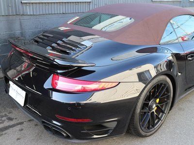 PORSCHE 911 CABRIOLET - 8