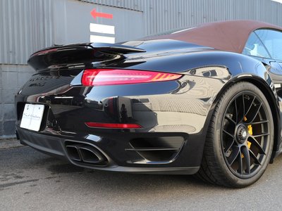 PORSCHE 911 CABRIOLET - 9