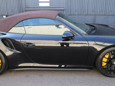 PORSCHE 911 CABRIOLET - 6