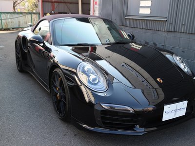 PORSCHE 911 CABRIOLET - 1