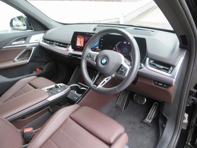 2025 BMW X1 照片 10