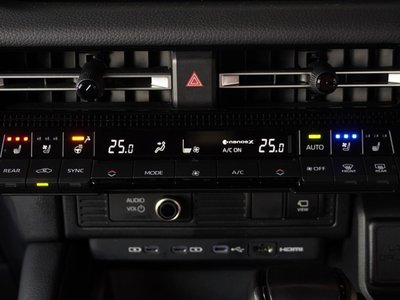 2024 Toyota LAND CRUISER 250 — фото 10