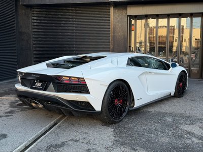 2017 Lamborghini AVENTADOR — миниатюра 34