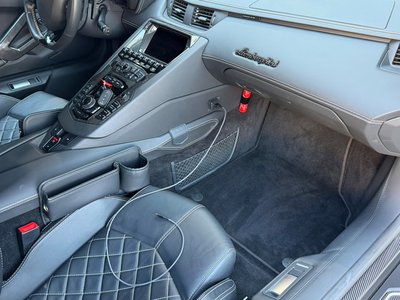 2017 Lamborghini AVENTADOR — миниатюра 22