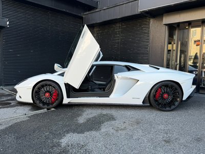 2017 Lamborghini AVENTADOR — миниатюра 14