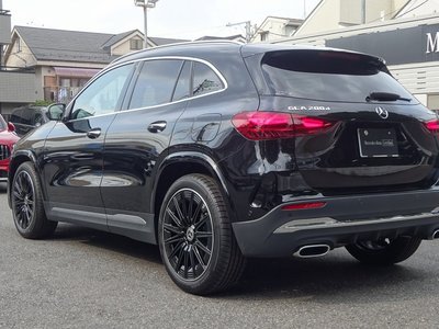 MERCEDES-BENZ GLA - 6
