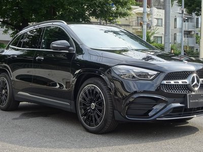 MERCEDES-BENZ GLA - 3