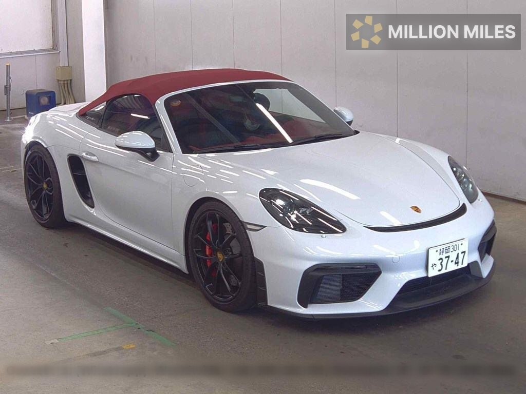 PORSCHE 718 SPYDER - View 1