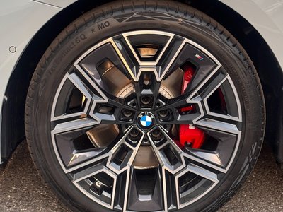صورة 5 لـ 2025 BMW 5 SERIES