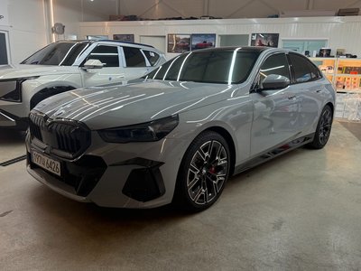 صورة 7 لـ 2025 BMW 5 SERIES