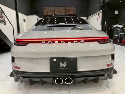 PORSCHE 911 - 6