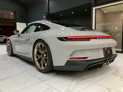 PORSCHE 911 - 5