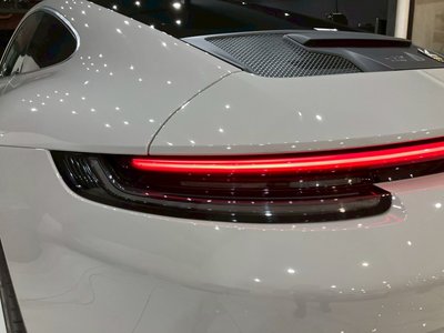 PORSCHE 911 - 10