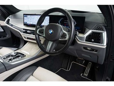 2023 BMW X7 — миниатюра 26