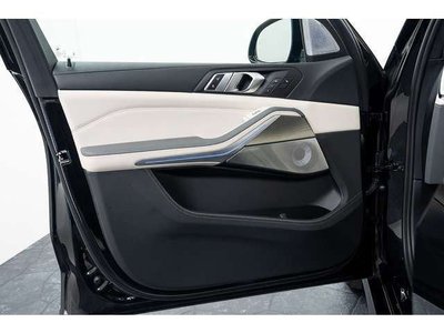 2023 BMW X7 — миниатюра 30