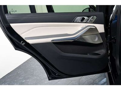 2023 BMW X7 — миниатюра 37