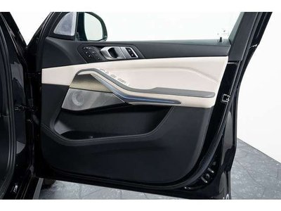 2023 BMW X7 — миниатюра 27
