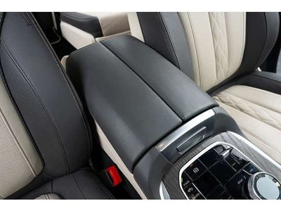 2023 BMW X7 — миниатюра 62