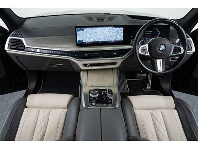 2023 BMW X7 — фото 4